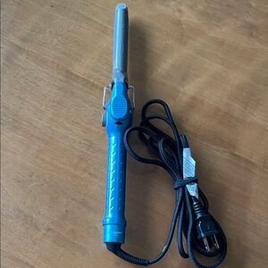 BaByliss PRO Nano Titanium Curling Iron - Vibrant Blue